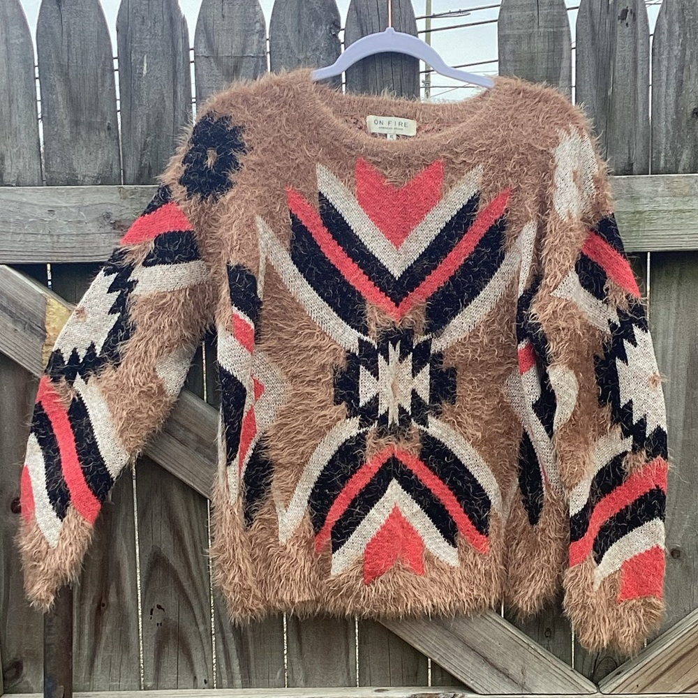 On Fire American brand sweater size xl